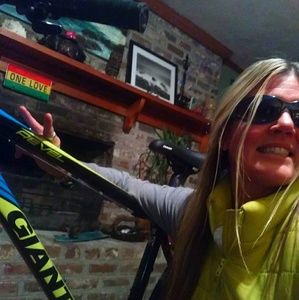 Meet your Posher, Carrie